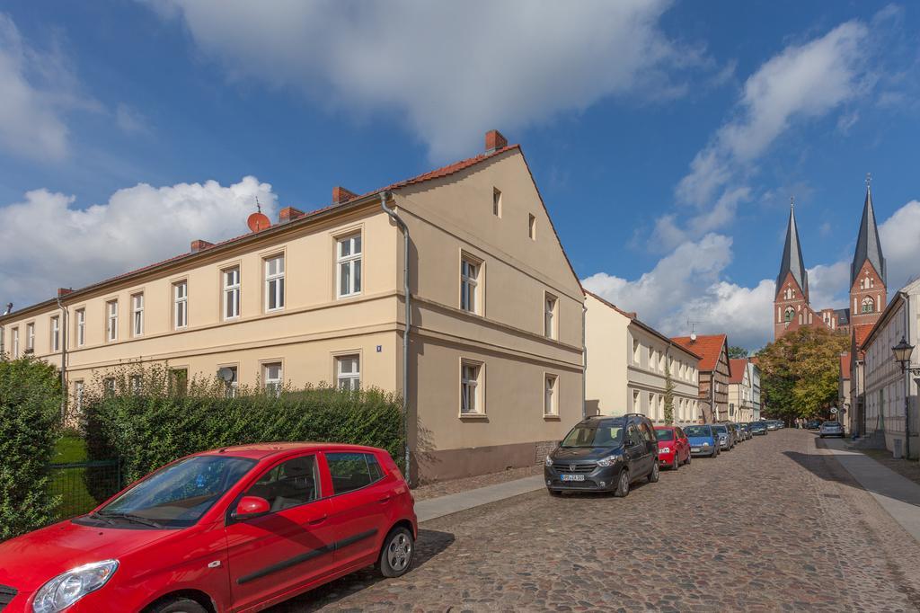 Altstadt Ferienwohnung نيوروبين المظهر الخارجي الصورة